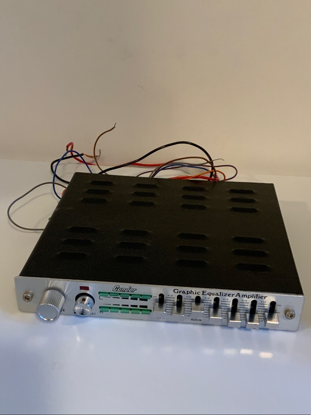 Condor Black and Silver Graphic Equalizer Amplifier - Car Audio